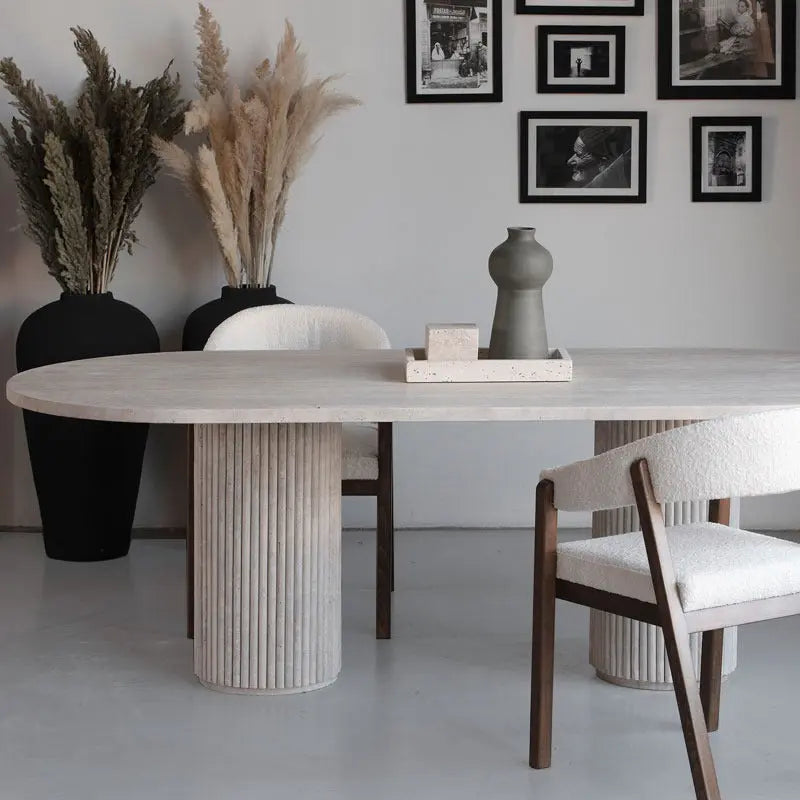 Table à manger en travertine