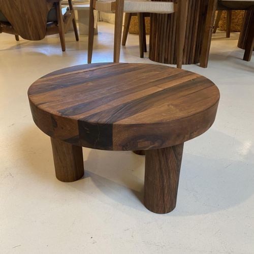 Petite Table Basse en Noyer avec Pieds Cylindriques