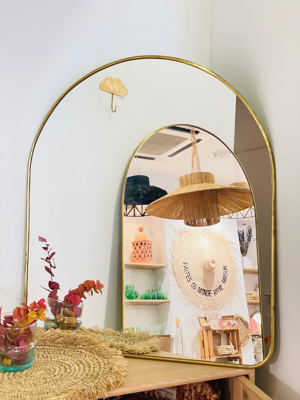 Miroir en Laiton Artisanale – Élégance et Raffinement