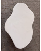 Table à Dîner en Béton Ciré – Forme Organique