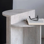 Table d’appoint en travertin Céleste