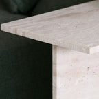 Table d’appoint Modèle ZOÉ en Travertin