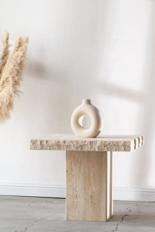 Table d'appoint carrée en travertin (2 tailles)
