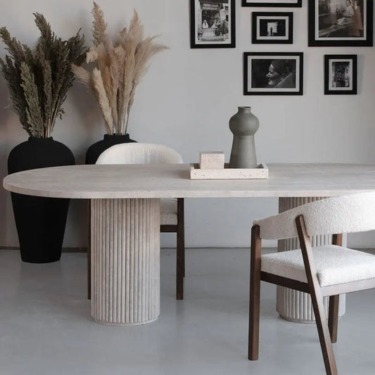 Table à manger en travertine