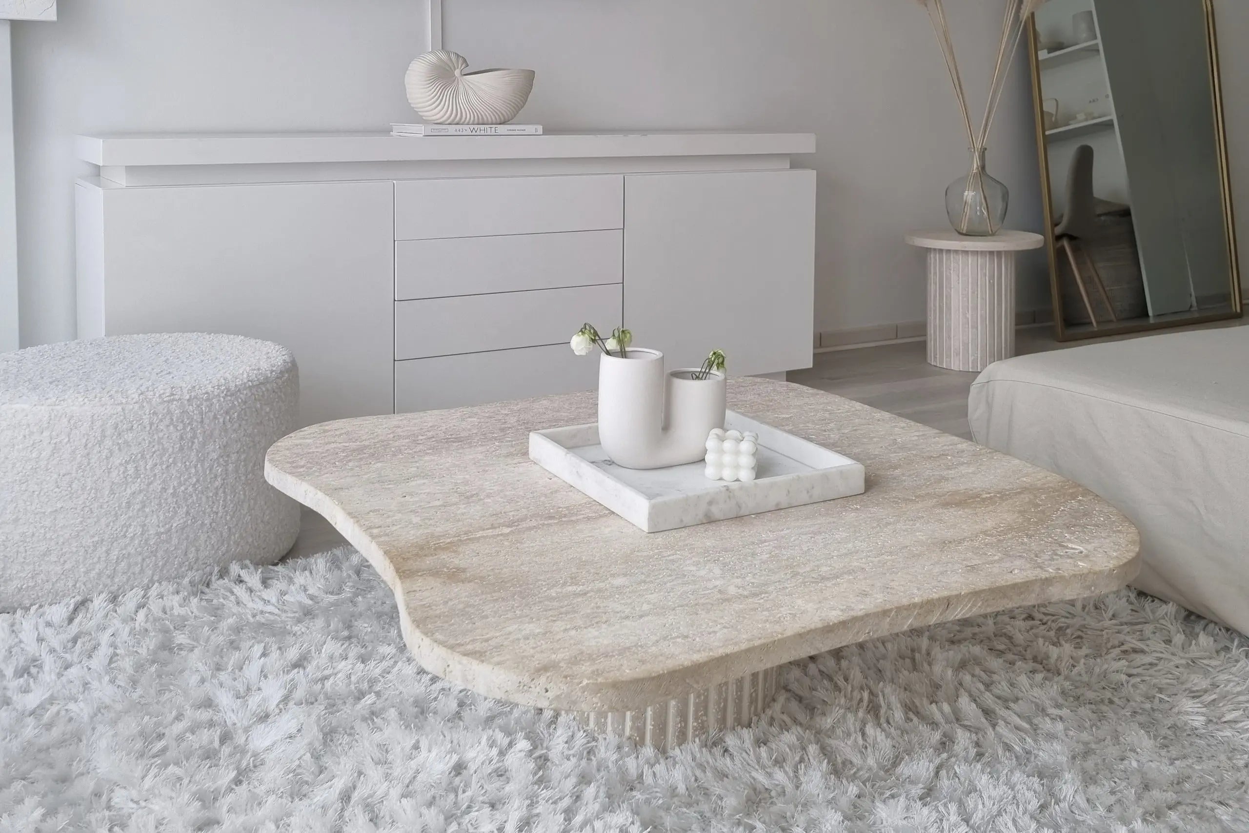 Table Basse en Travertin Ninive - Forme Organique