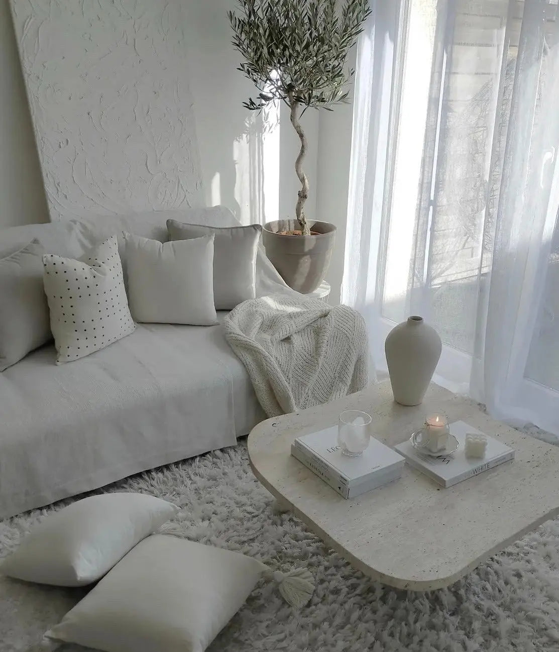 Table Basse en Travertin Ninive - Forme Organique