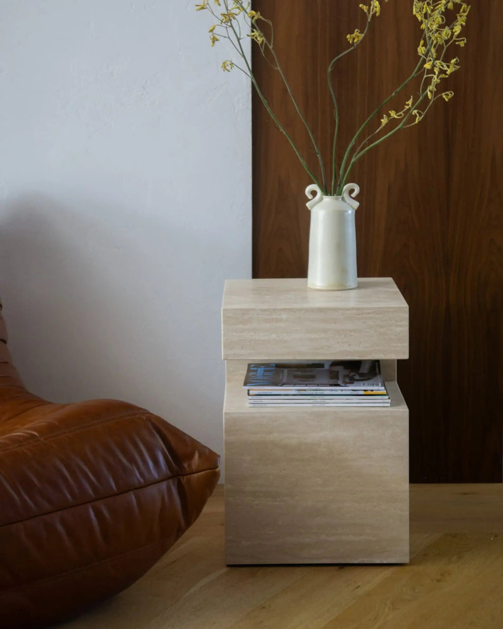 Table d'appoint en travertin Magnifis