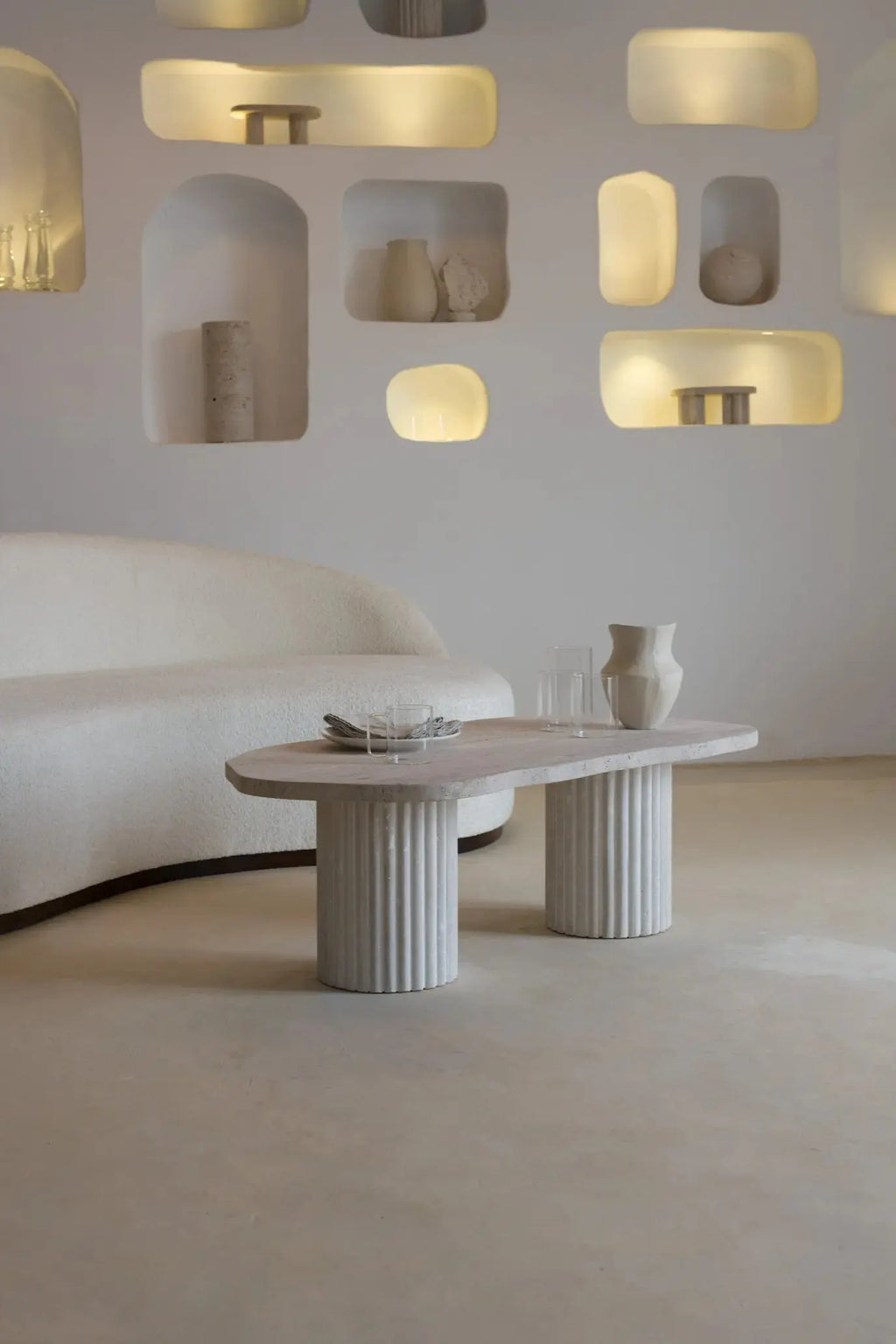 Table basse plateau forme organique Hades